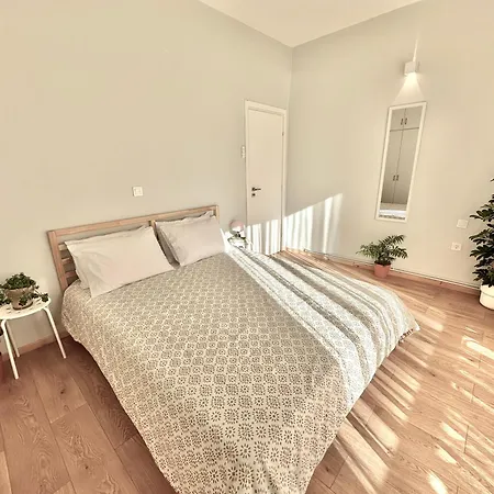 Seaside Family With Wraparound Balcony - Blue Zone Homes Lägenhet *