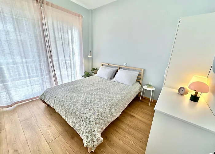 Apartament Seaside Family With Wraparound Balcony - Blue Zone Homes Olympiakí Aktí